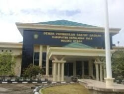 FPSB Gelar Demonstrasi di Kantor DPRD Sula 