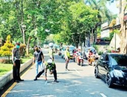 Akibat Benturan Setir, Pengendara Motor di Banyuwangi Tewas Ditempat