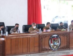Bupati FDW Gelar Rapat Percepatan Vaksinasi Bersama Forkopimda
