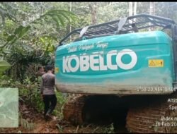 Operasi Gabungan PETI Tindakan Preventif TNI/Polri Amankan Satu Unit Exavator Merk Kobelco