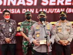 Gelar Vaksinasi di Candi Borobudur, Kapolri: Percepatan di Tempat Wisata yang Interaksi Tinggi