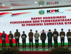 Bupati Dairi Menjadi Salah Satu Kepala Daerah yang Diundang dalam Menerima Apresiasi dari KPK