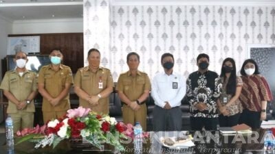 Wabup PYR Mewakili Bupati FDW Menerima Tim dari BPK-RI Perwakilan SULUT