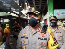 Kapolres Pelabuhan Tanjung Perak Pastikan Minyak Goreng di Pasaran Aman