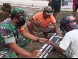 Kerja Bakti Bersama, Bukti Babinsa Pos Koramil 0822/14 Botolinggo Selalu Hadir
