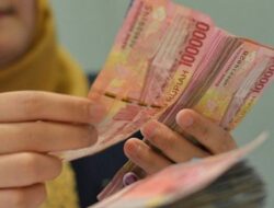 Diduga Oknum Pemotong Uang PKH Kampung Karang Lantang, Masyarakat Minta di Proses Secara Hukum
