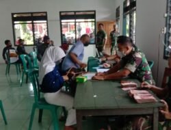 Koramil 0825/16 Glenmore Salurkan BTPKLWN Terdampak Covid-19 di Kecamatan Glenmore