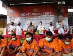 Polda Jatim Bongkar Penyalagunaan BBM dan Elpiji Bersubsidi