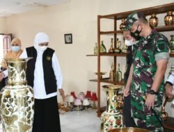 Bersama Gubernur Jatim, Dandim 0822 Bondowoso Tinjau Sentra Kerajinan Kuningan Cindogo