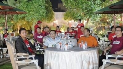 Bupati Mas Tamam Janji Fasilitasi Suporter Taretan Dhibi’, Siap Sumbang Uang Pribadi