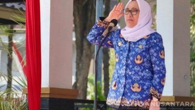 Pimpin Upacara Pagi, Bupati Bojonegoro: Tingkatkan Profesionalitas PNS untuk Pembangunan Daerah