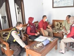Peduli Kesehatan Polri, Dokkes Polres Bondowoso dan RS. Bhayangkara Laksanakan Home Visit