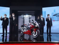 AHM Luncurkan Supersport New CBR 250 RR Berkarakter Big Bike