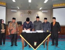 Pemkab Kampar dan DPRD Tandatangani Nota Perubahan KUA PPAS Tahun Anggaran 2022