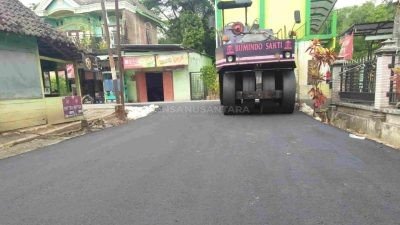 Pemdes Kedungadem Realisasikan BKKD untuk Pengaspalan Jalan di Tiga Dusun