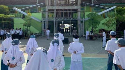 Ajak Pelajar Tertib Berlalu Lintas, Satlantas Gelar Police Goes To School
