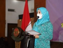 Fatihatur Rohmah, Buka Sekolah Orang Tua Hebat dan Lansia Tangguh di Trenggalek