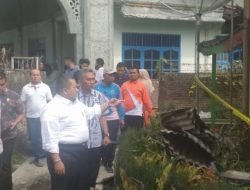 Bupati Tapsel Serahkan Bantuan kepada Korban Kebakaran di Sipirok