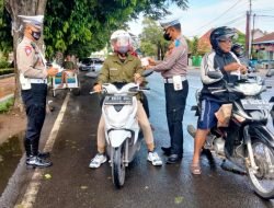 Satlantas Polresta Banyuwangi Mengedepankan Aksi Humanis Dalam Giat OPS Zebra Semeru