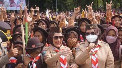 Bupati Bojonegoro Pimpin Upacara Pembukaan Jelajah Santri VII Jawa Timur