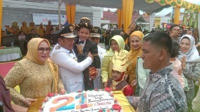 Berlangsung Khidmat, Wali Kota Irsan Efendi Nasution Pimpin Upacara HUT ke 21 Kota Padang Sidempuan