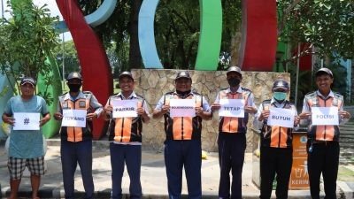 Juru Parkir di Bojonegoro Dukung Polri