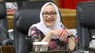 Sukses Pimpin Bojonegoro, Bupati Anna Mu’awanah Raih Penghargaan Santri of The Year 2022