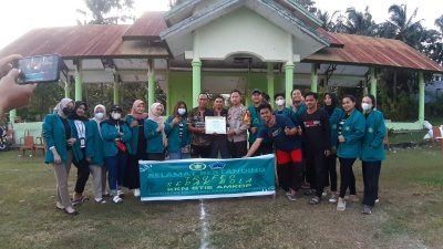 Bangun Chemistry dengan Warga, Trofeo Sepakbola Digelar oleh KKN STIE Amkop Makasaar Tahun 2022 di Kecamatan Eremerasa