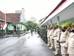 Kodim 0822 Bondowoso Laksanakan Upacara Bulanan 17 Oktober 2022