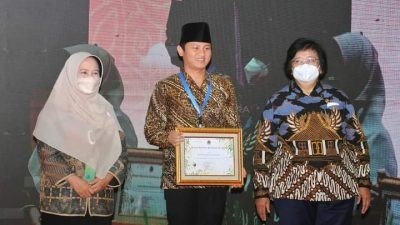 Hasil Perjuanganya Bupati Trenggalek Raih Penghargaan dari Kementrian LKH RI