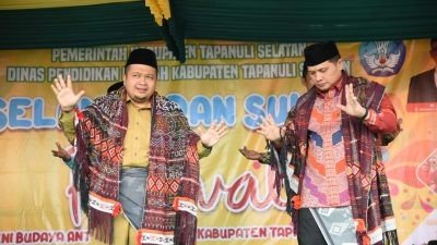 Bupati Dolly Buka Festival Seni Budaya Antar Pelajar se-Kabupaten Tapsel