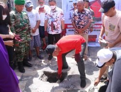 Bupati FDW Letakan Batu Pertama Pada Pembangunan RSS Korban Bencana Kebakaran Pasar 54 Amurang