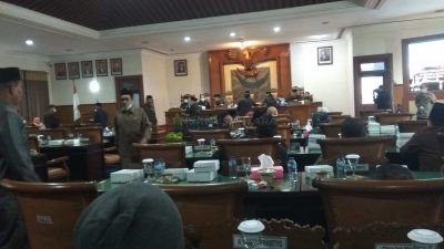 Rapat Paripurna DPRD Penyampaian Propemperda dan Ranperda APBD Tulungagung Tahun Anggaran 2023