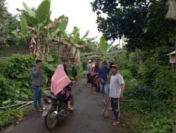 Kondisi Jalan Desa di Banyuwangi Rusak Parah, Picu Protes Puluhan Warga