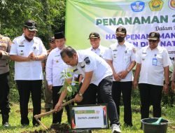 Bupati Hendy Bersama LP2M UNEJ Tanam 25 Ribu Bibit Pohon Antisipasi Bencana