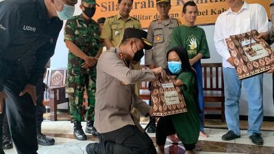 Peduli Sesama, Polres Blitar Kunjungi dan Beri Bantuan Rumah Kinasih