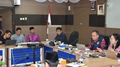 PJ Bupati Kampar Sampaikan Tiga Kecamatan Sebagai Kawasan Industri di Hadapan  Komisi VII DPR RI
