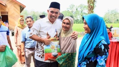 Patut Diapresiasi, Pj Bupati Kampar Berikan Santunan Anak Yatim dan Kaum Du’afa