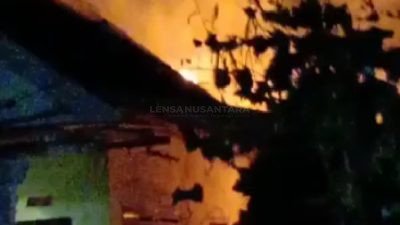 Rumah Milik Warga Jombang Jember Dilalap Si Jago Merah Diduga Akibat Korsleting Listrik