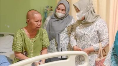 YKI Cabang Kota Padang Sidempuan Kunjungi Penderita Kanker Payudara