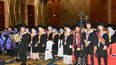 STIE Bangkinang Wisuda Sebanyak 167  Mahasiswa Jenjang Pendidikan S1 dan S2
