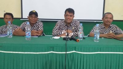 Menyambung Silaturohim, DPUTR Lumajang Gandeng Wartawan dan LSM Mengadakan Sarasehan