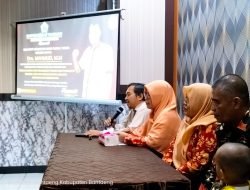 Pelepasan Pegawai Senior Inspektorat Bantaeng yang Memasuki Purna Bakti