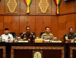 Kasi Sosbud dan Kemasyarakatan Bidang Intel Kejati Riau Hadiri Paripurna DPRD Provinsi