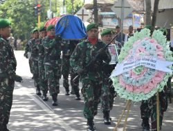 Kodim 0822 Bondowoso Gelar Upacara Pemakaman Militer Purnawirawan TNI AD