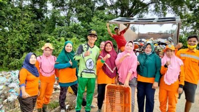 Laksanakan Jumat Bersih, Kades Bumi Ayu: Jaga Lingkungan Agar Tetap Sehat