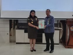 Aswas Kejati Riau Hadiri Penerimaan Apresiasi dan Penyerahan Sertifikat BMN