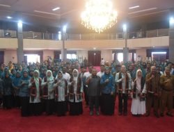 Bupati Tapsel Dolly Pasaribu Terima Tim Supervisi Desa Binaan Provinsu