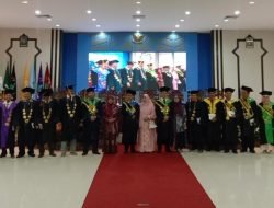Tiga Guru Besar Dikukuhkan Rektor UIN KHAS Jember