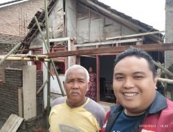 Mas Lery Bersama Tim Relawan Bedah Rumah Milik Suwono Warga Karangrejo Jember